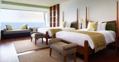 Ocean Front Family Suite